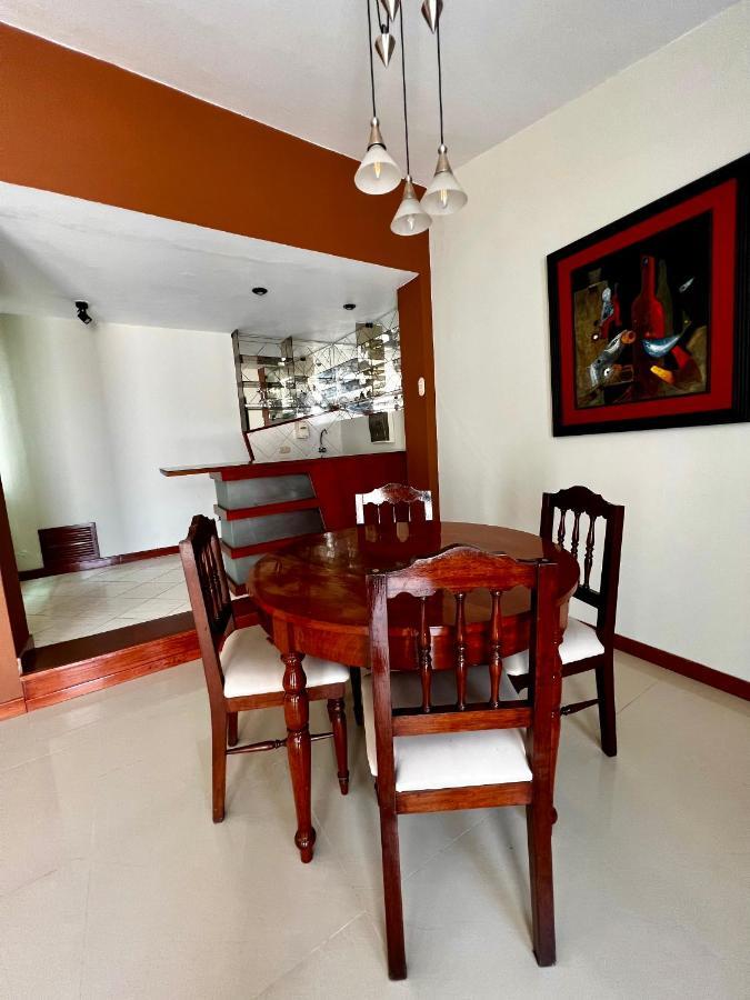 Hotel Country Trujillo Encalada Ngoại thất bức ảnh