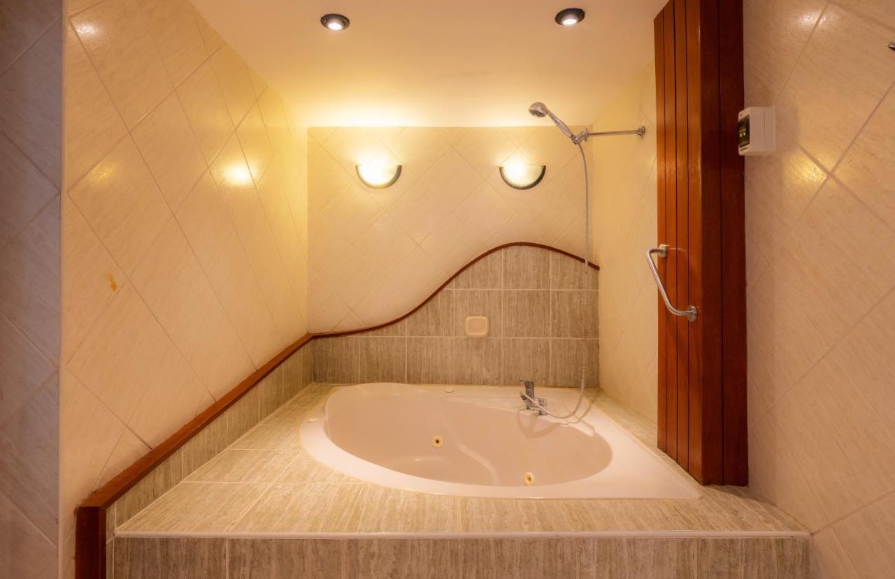 Hotel Country Trujillo Encalada Ngoại thất bức ảnh