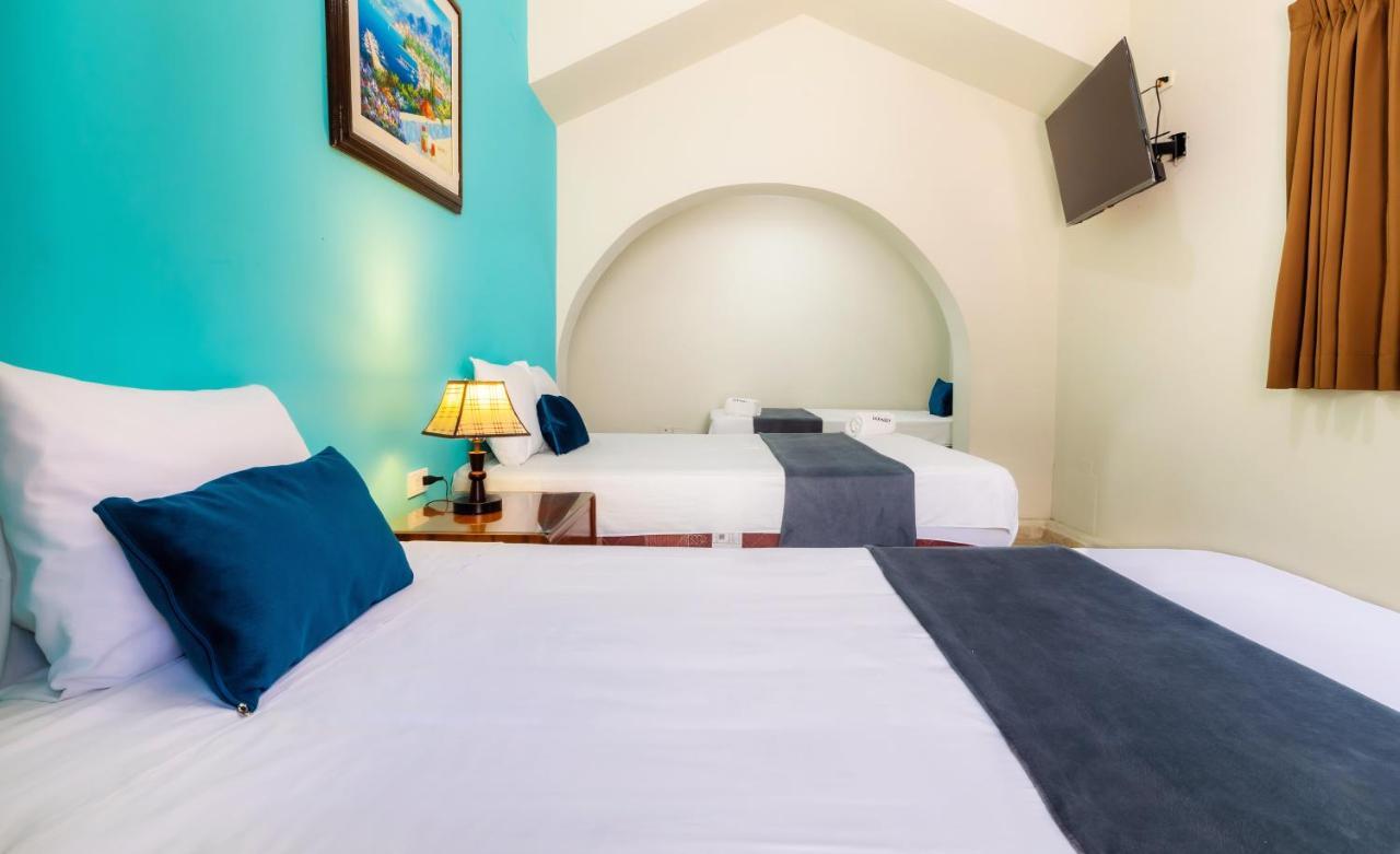 Hotel Country Trujillo Encalada Ngoại thất bức ảnh